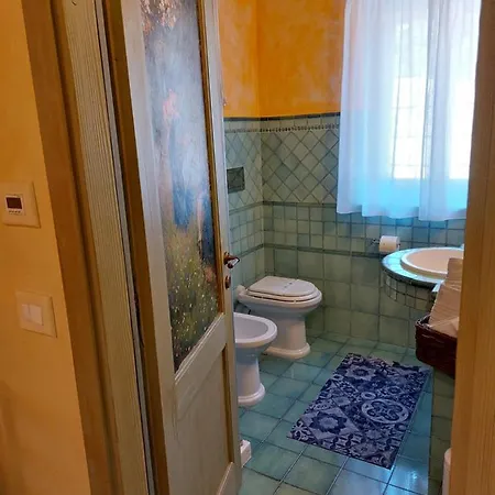 Al Casale Sant' Anna Pelago Bed and Breakfast