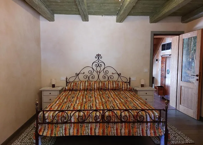 Bed & Breakfast Al Casale Sant' Anna Pelago 3*