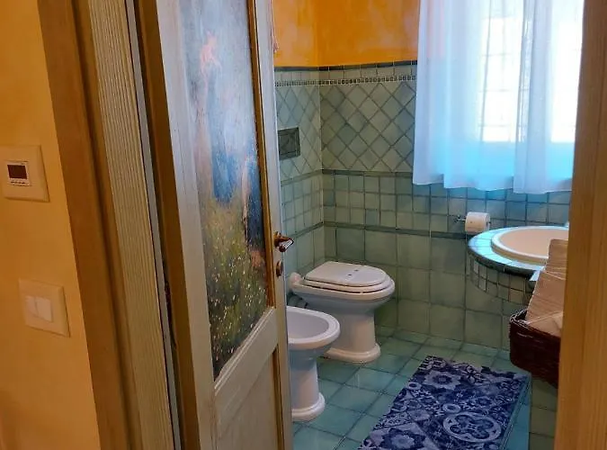 Al Casale Sant' Anna Pelago Bed & Breakfast